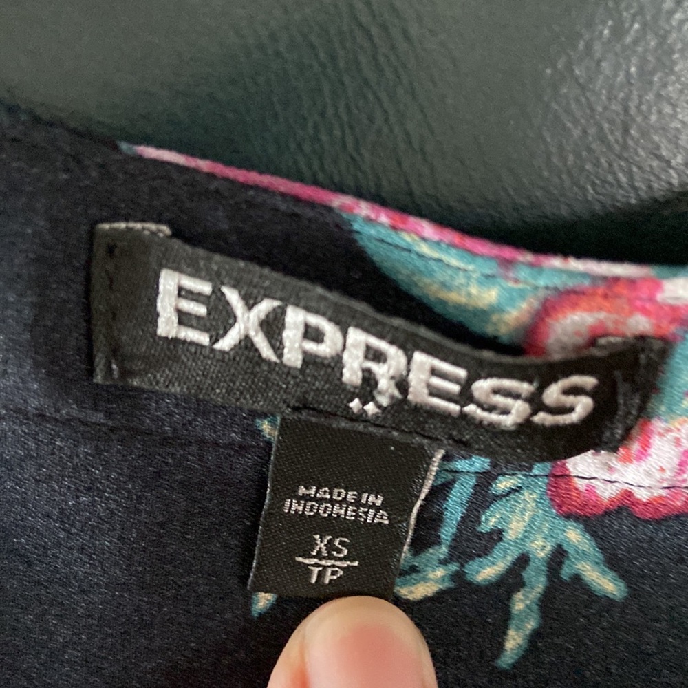 Express blouse - Picture 2 of 7